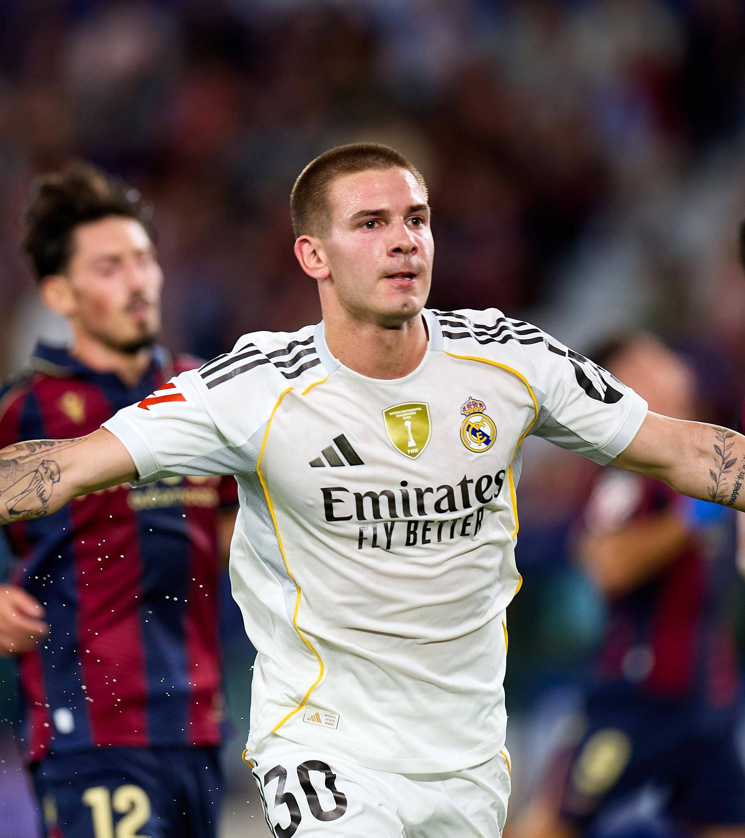 姆巴佩灵敏, 皇马还是显 姆巴佩灵敏, 皇马还是显