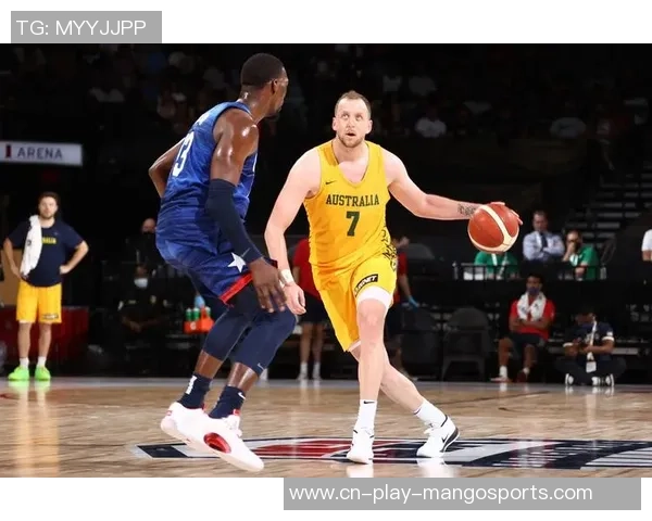 2019年男篮热身赛精彩回顾美国队对阵澳大利亚队全场录像分析