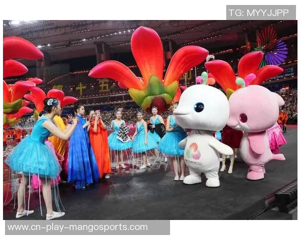 “大湾鸡”蘑菇蹲竟是即兴瞬间？导演揭秘：小演员们自主揣摩出来的